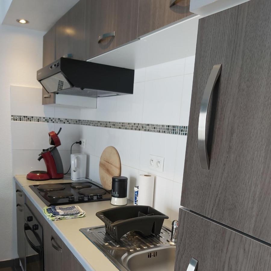 T2 Parking A Reserver Wi-Fi 10' A Pied Du Port Vannes Exterior foto
