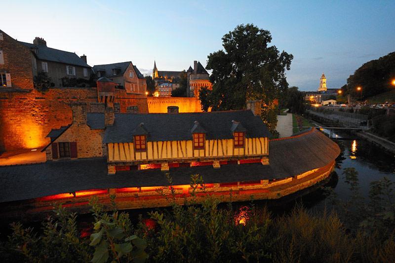 T2 Parking A Reserver Wi-Fi 10' A Pied Du Port Vannes Exterior foto